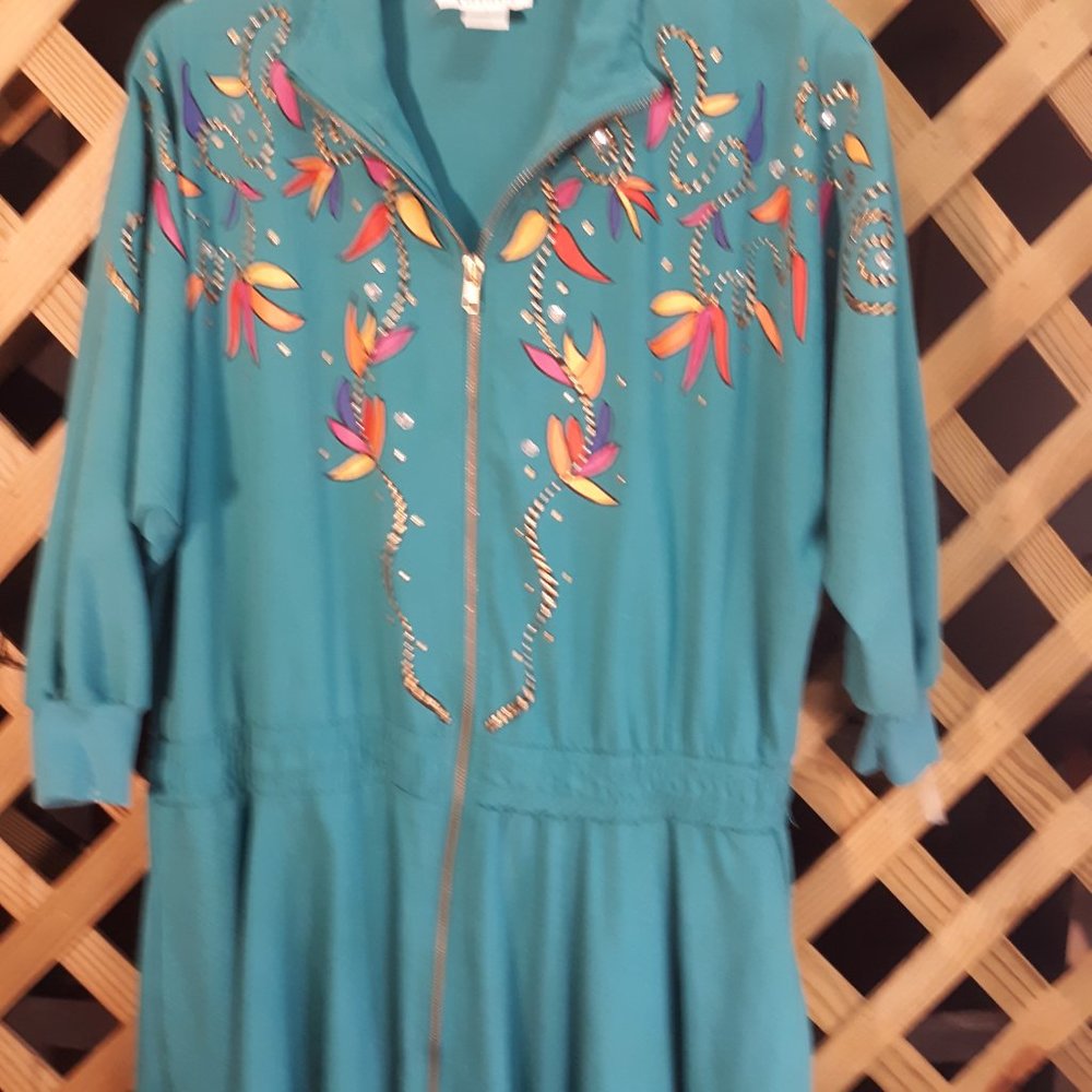 MAXI DRESS TURQUOISE DECORATIVE ZIPPERED FRONT  SHIRTWAIST  SIZE L